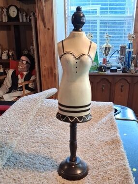 Women’s Decorative Lingerie Dress Form Necklace Stand - Black & Cream